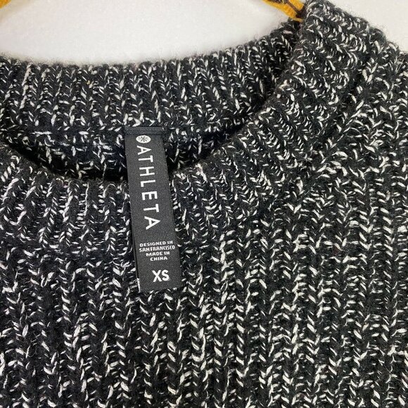Athleta Black White Marl Knit Pullover Sierra Crew Sweater Size Xsmall - Picture 4 of 5